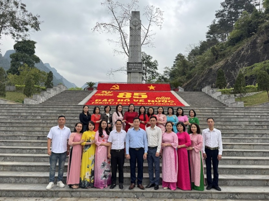 Chi bộ Trung tâm Bảo trợ và Công tác xã hội tỉnh Thái Nguyên tổ chức sinh hoạt chuyên đề Quý I năm 2026